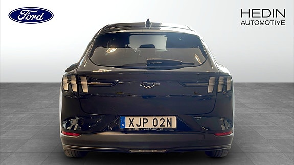 Ford Mustang Mach-E 7 of 12