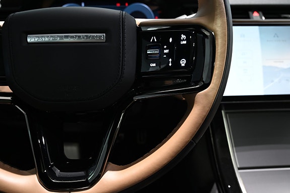 Land Rover Range Rover Velar 19 of 28