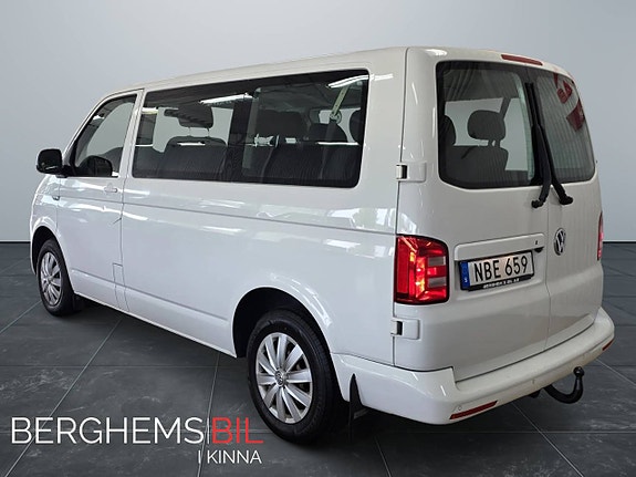 Volkswagen Caravelle 5 of 5