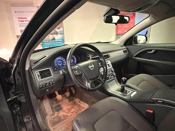 Volvo V70 19 of 25
