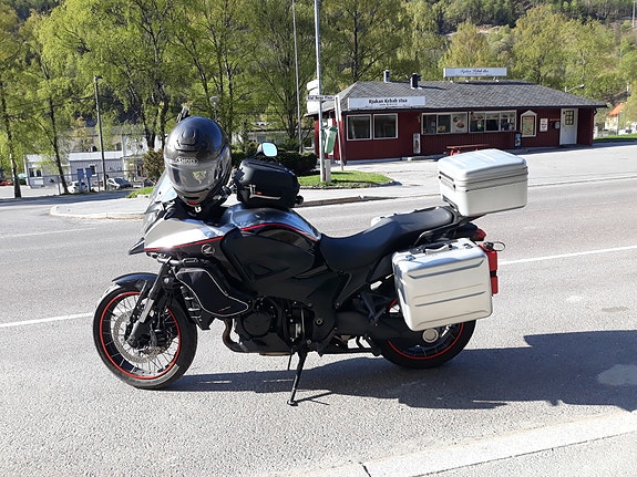 Honda VFR1200X Crosstourer 3 of 3