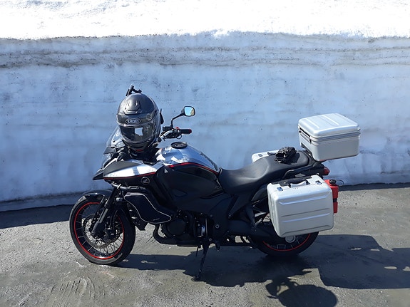 Honda VFR1200X Crosstourer 2 of 3