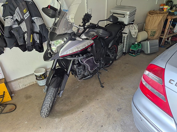 Honda VFR1200X Crosstourer 2 of 3