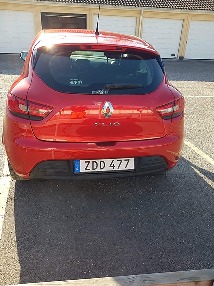 Renault Clio 20 of 27