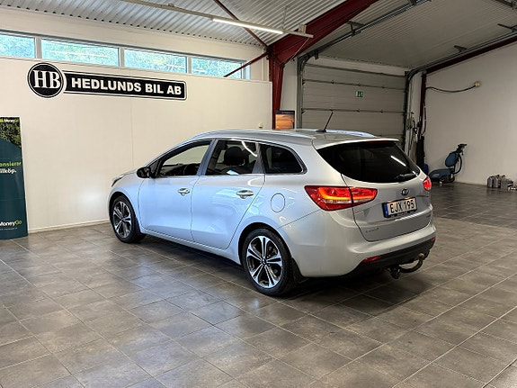 Kia Ceed 10 of 17