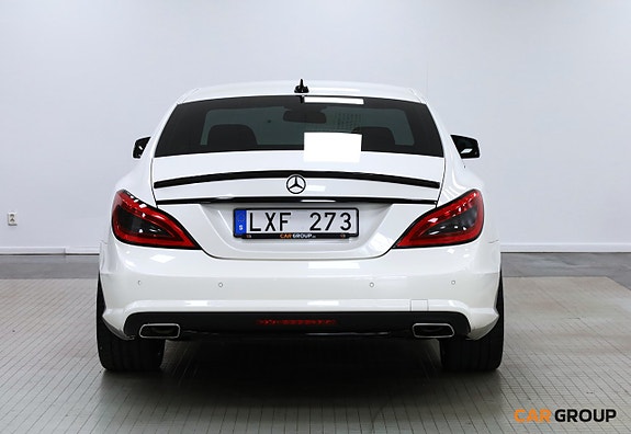 Mercedes-Benz CLS350 5 of 5