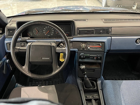 Volvo 740 10 of 18