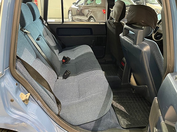 Volvo 740 16 of 18