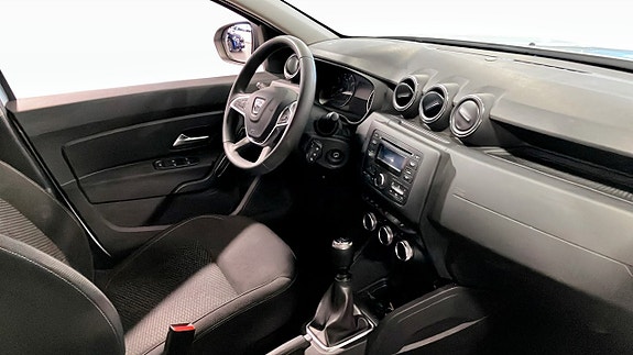 Dacia Duster 3 of 9