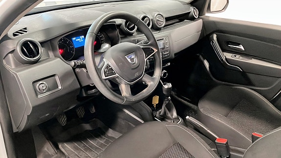 Dacia Duster 5 of 9