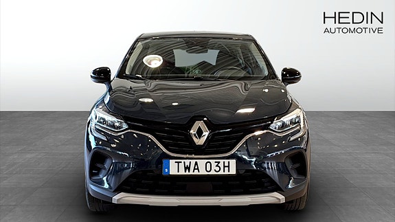 Renault Captur 8 of 9
