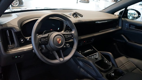 Porsche Cayenne Coupe 5 of 5