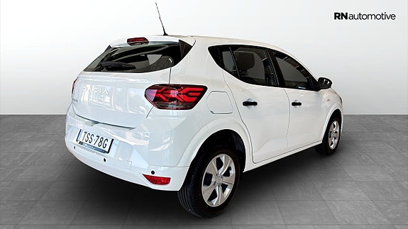 Dacia Sandero 5 of 5