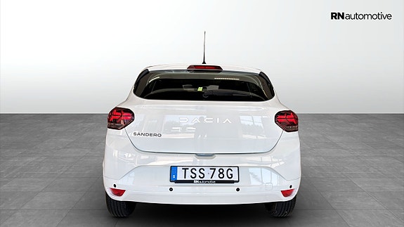 Dacia Sandero 4 of 5