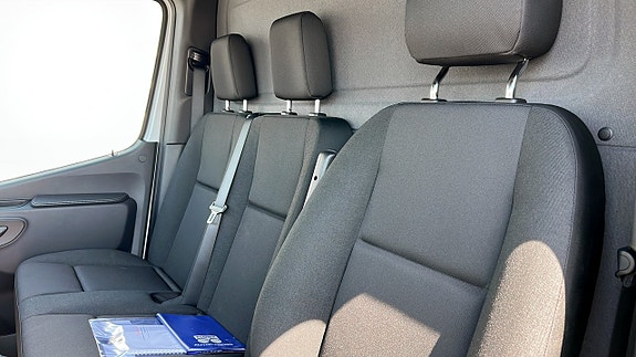 Mercedes-Benz Sprinter 412 5 of 12