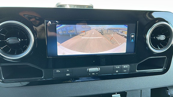Mercedes-Benz Sprinter 412 12 of 12