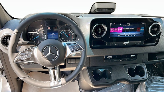 Mercedes-Benz Sprinter 412 4 of 12