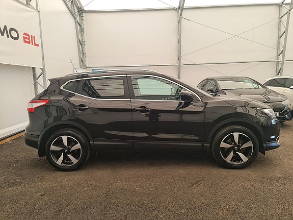 Nissan Qashqai 2 of 5