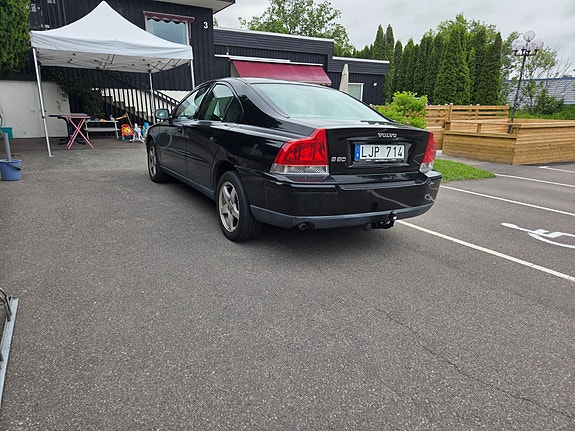 Volvo S60 5 of 5