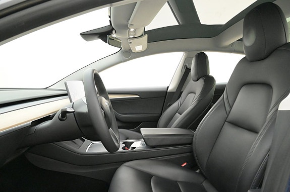 Tesla Model 3 8 of 27