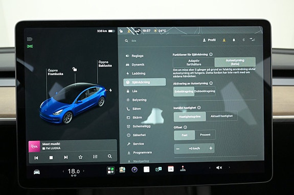 Tesla Model 3 12 of 27