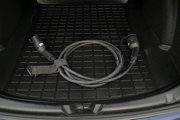Tesla Model 3 24 of 27