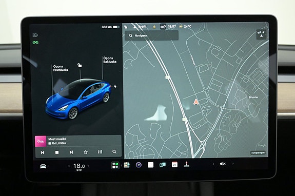 Tesla Model 3 17 of 27