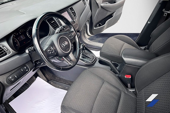 Kia Carens 4 of 5