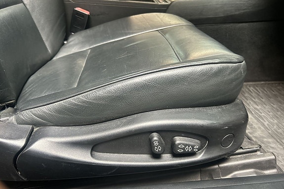 BMW 330Ci 13 of 24