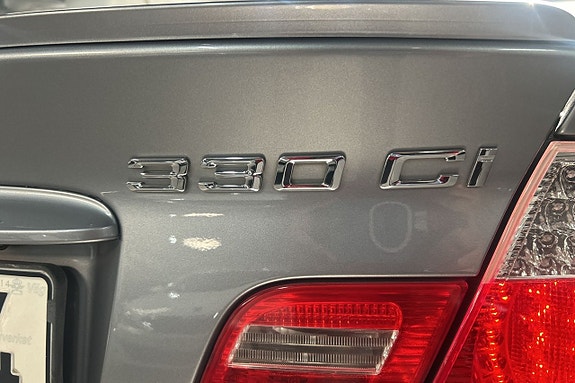 BMW 330Ci 18 of 24
