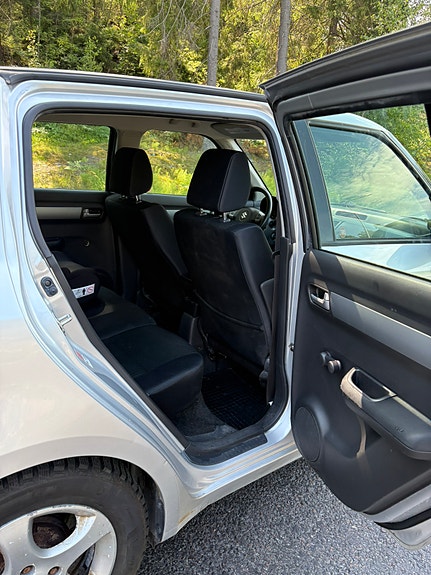 Suzuki Swift 9 of 9
