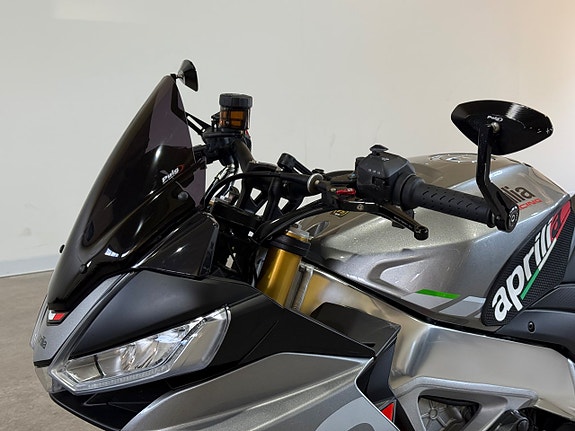 Aprilia Tuono V4 RR Akrapovic 0kr instas räntekampanj 3,45 9 of 13
