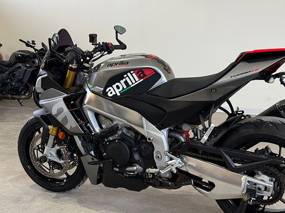Aprilia Tuono V4 RR Akrapovic 0kr instas räntekampanj 3,45 10 of 13