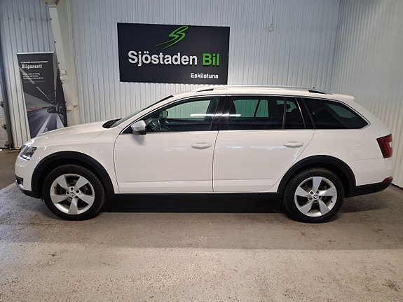 Skoda Octavia Scout 4 of 5