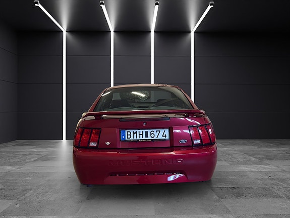 Ford Mustang 5 of 5