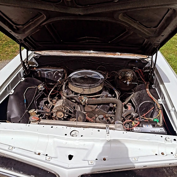 Pontiac LeMans 4 of 5