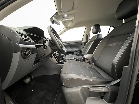 Volkswagen T-Cross 13 of 30