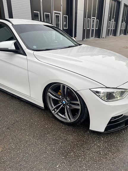 BMW 318d 5 of 19