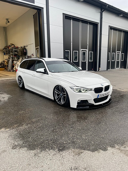 BMW 318d 4 of 19