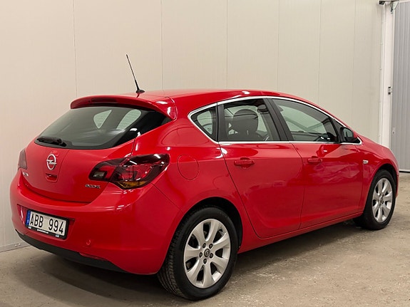 Opel Astra 4 of 5