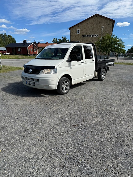 Volkswagen Transporter 3 of 5