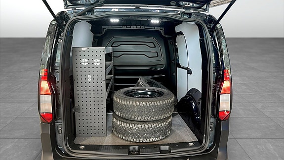 Volkswagen Caddy 10 of 23
