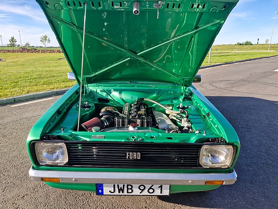 Ford Escort 5 of 5
