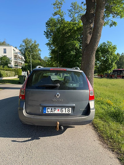 Renault Megane II 2 of 5