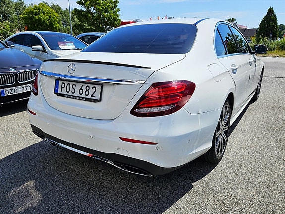 Mercedes-Benz E220 d 5 of 5