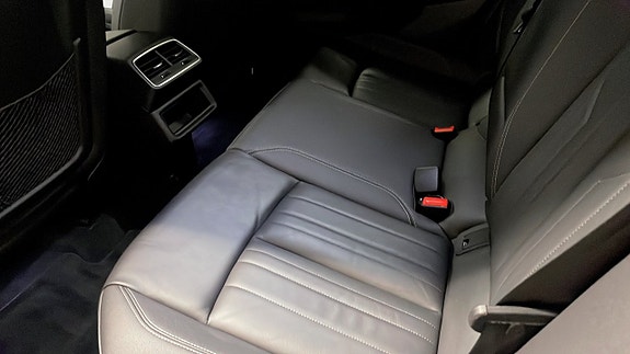 Audi Q8 e-tron 12 of 14