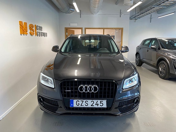 Audi Q5 2 of 5
