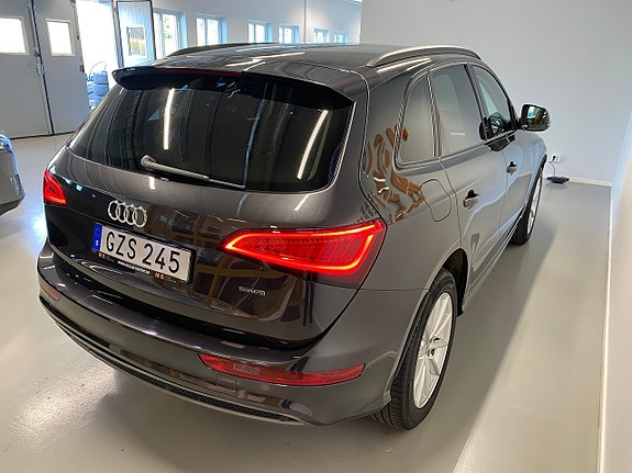 Audi Q5 4 of 5