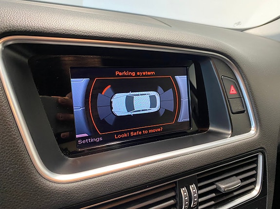 Audi Q5 12 of 17