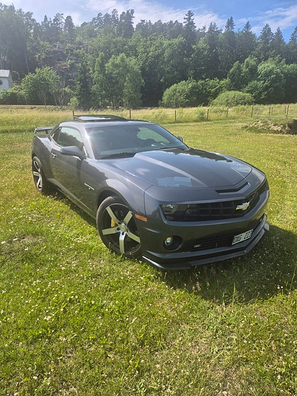 Chevrolet Camaro SS 4 of 5